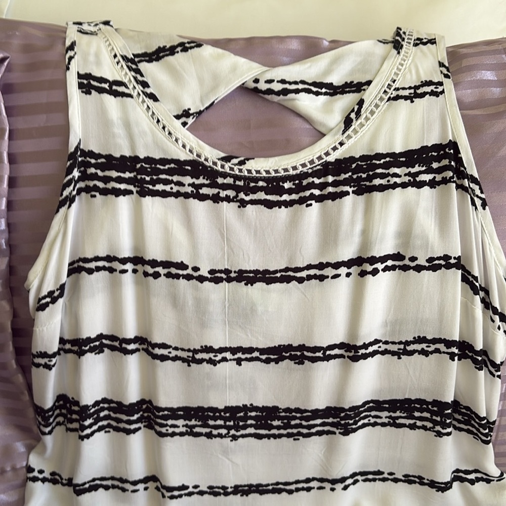 NWT‎ Santiki Ruby  Relaxed Sleeveless Tank Top black, and white striped M - Picture 5 of 7